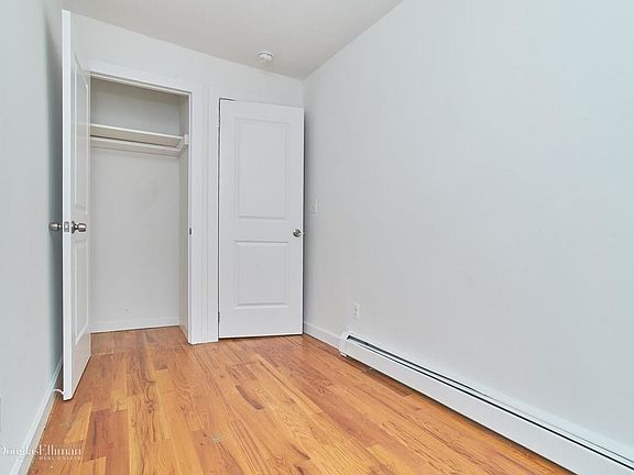 5th image of 1070 Morris Ave APT 3
