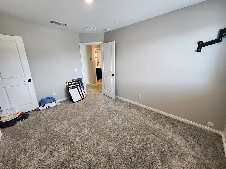 12511 Island Bells Ave — Photo 32