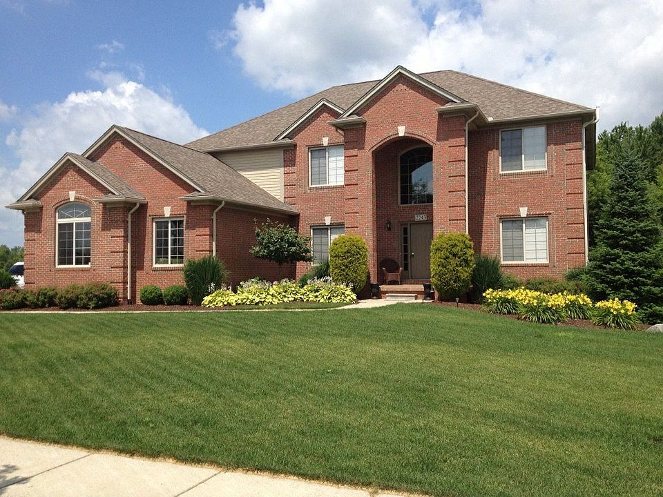 1st image of 2243 Scenic Hollow Dr