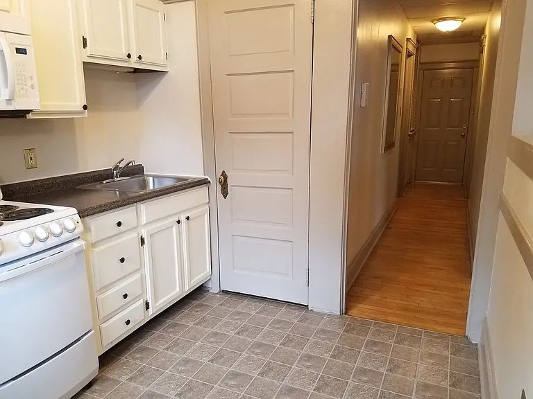 Welcome to Lancaster's First Ever Multi-Unit Apartment Building - Historic Hamilton Suites! — Photo 48