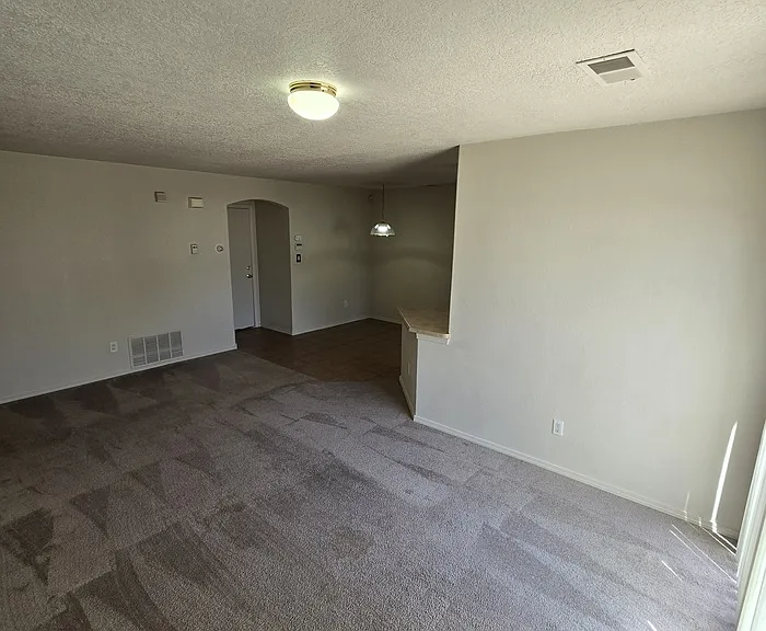 740 Mesa Del Rio St NW — Photo 6