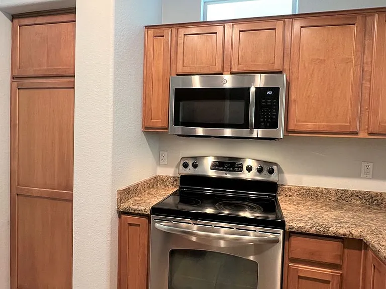 2150 W Alameda Rd #1045 — Photo 31