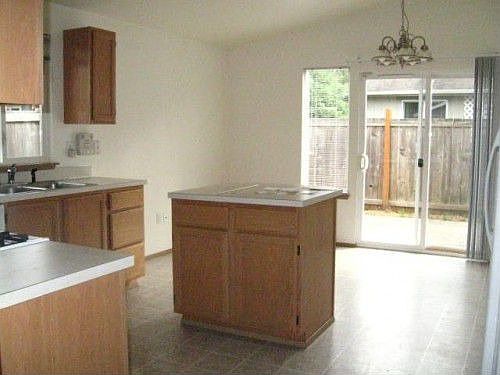 3rd image of 19319 46th Ave NE