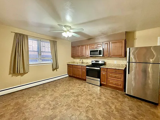 Rented by Highline Residential | media 1