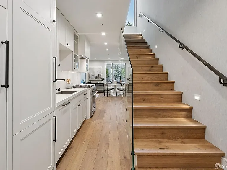 1259 Clay St — Photo 13