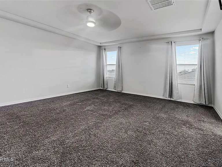 917 Airship Pl — Photo 23