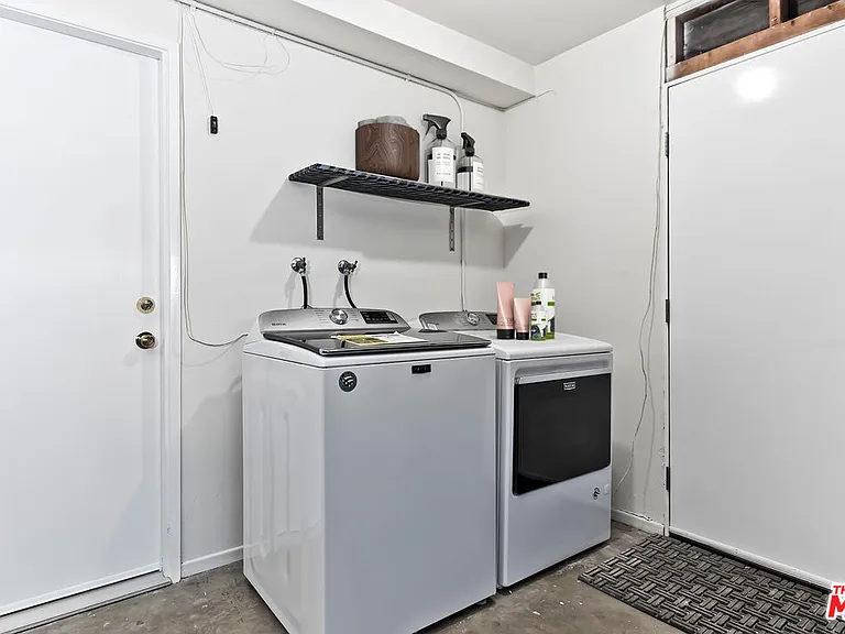 12106 Wagner St — Photo 23