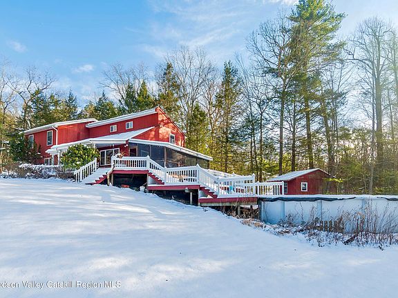 3rd image of 28 John Carle Road