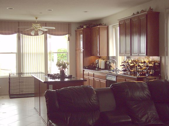 4th image of 17266 Russet St