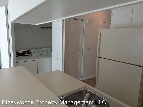 3rd image of 11331 Grandville Dr