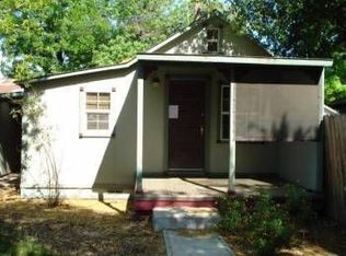 1328 1/2 2nd St, Red Bluff, CA 96080