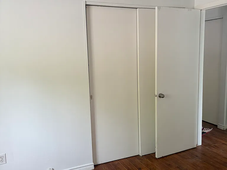 434 Palace Rd #14B — Photo 11