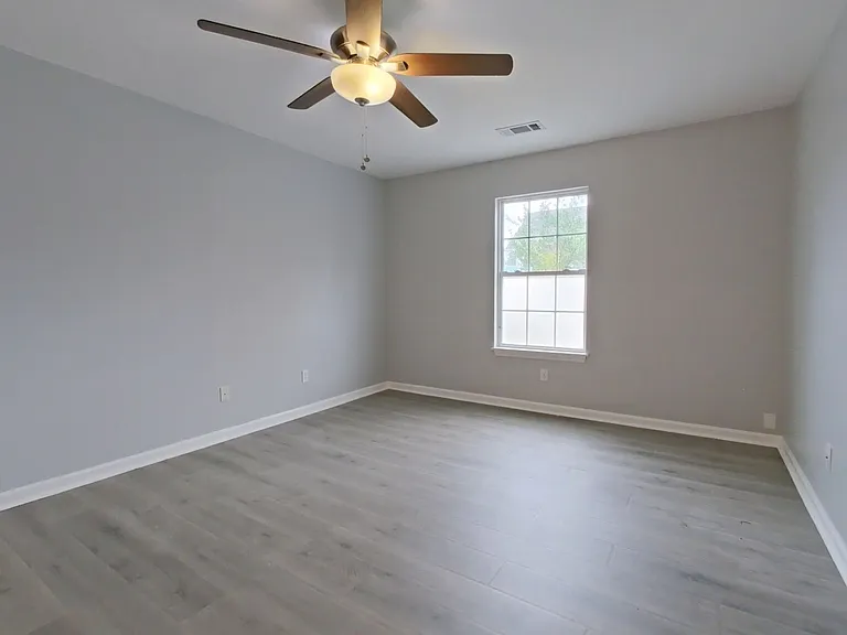 402 Northrop Pl — Photo 15