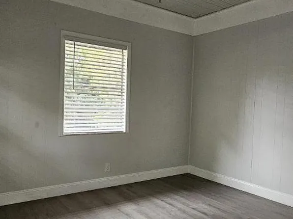 101 S Moss St APT B, Leesburg, FL 34748