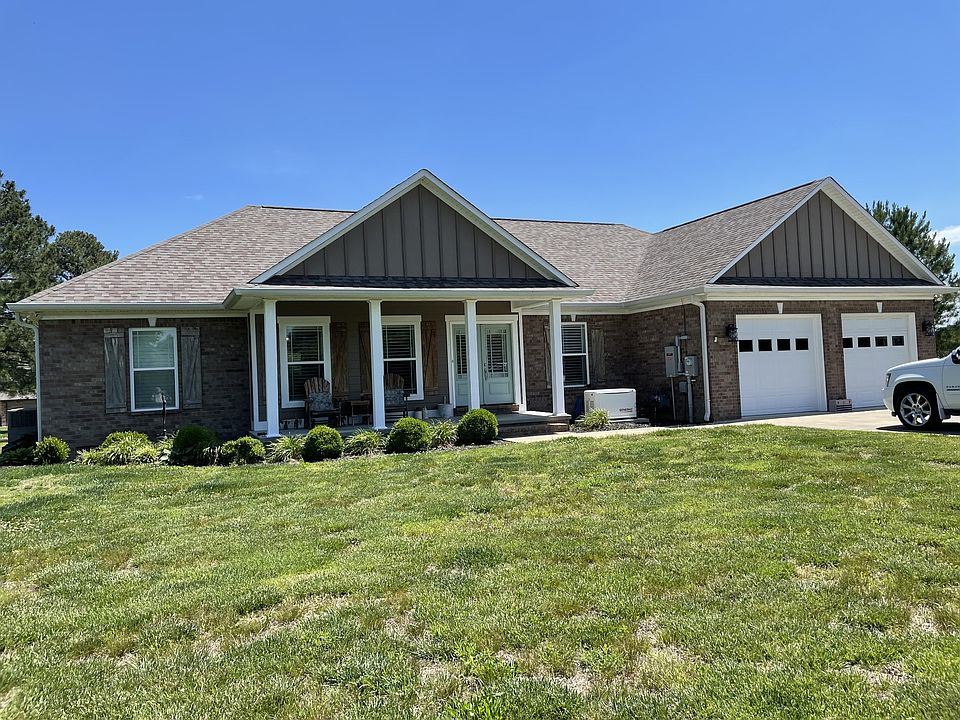 1st image of 123 Planter Cir