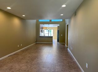 47975 Joshua Ct, Palm Desert, CA 92260