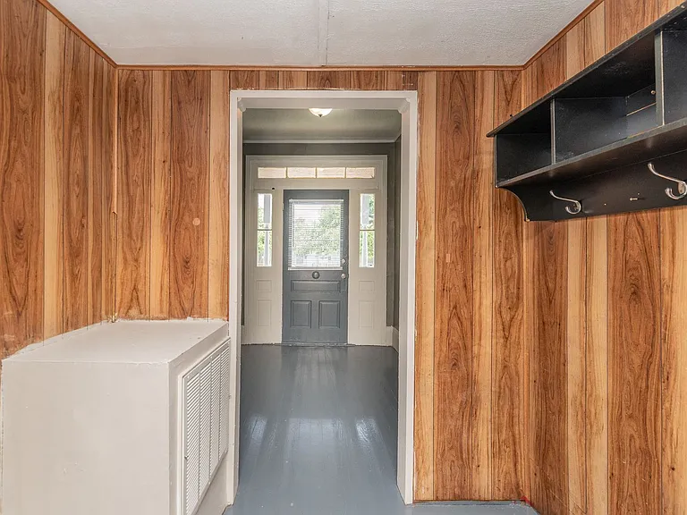 2024 Clark St — Photo 13