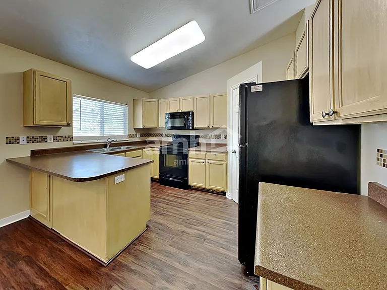 6334 S Clover Creek Ln — Photo 4
