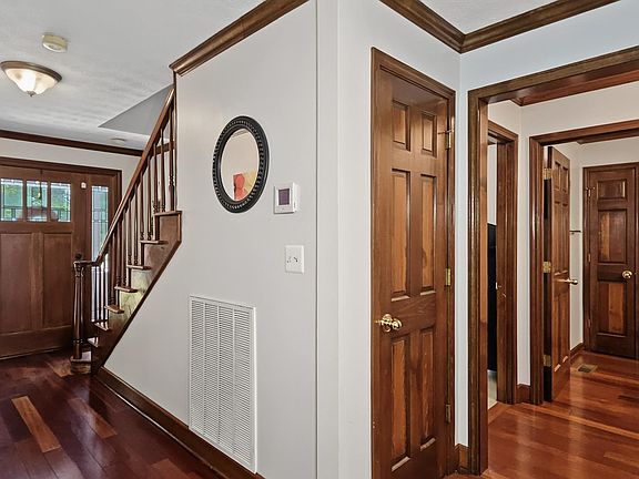 5th image of 22383 Choctaw Ln