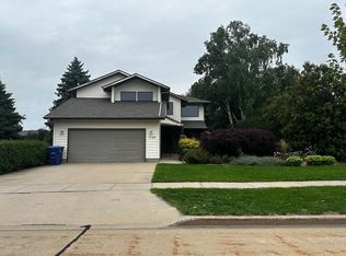 1789 River Mill Rd, Oshkosh, WI 54901