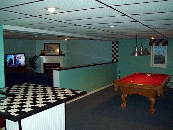 5th image of 8 Belaire Dr