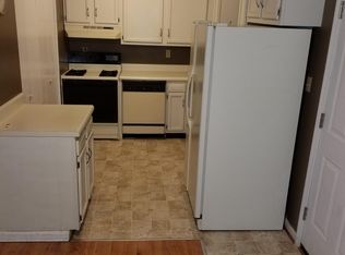 224 Hickory Rd, Charleston, WV 25314