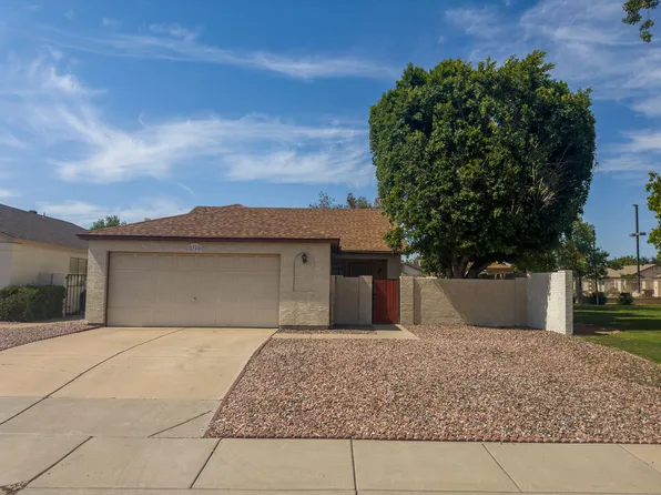 8760 W Greenbrian Dr, Peoria, AZ 85382