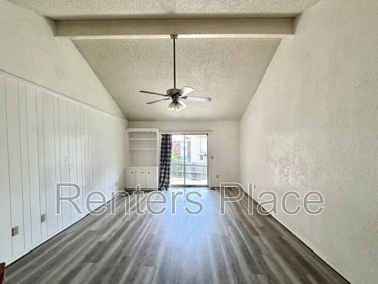 7324 S Canton Ave — Photo 5