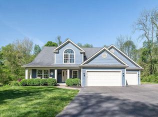 228 Taylor Way Dr SW, Hebron, OH 43025