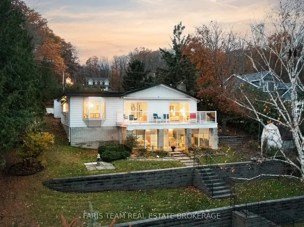 481 Islandview Ln, Midland, ON L4R 5H4