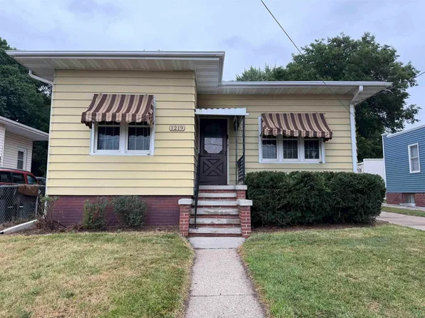 1219 26th St, Sioux City, IA 51104