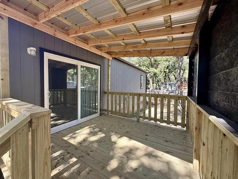 1808 Sheila Dr — Photo 7