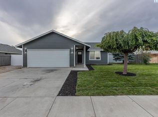 5420 Montague Ln, Pasco, WA 99301