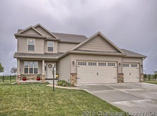 1507 Quarry Rd, Mahomet, IL 61853