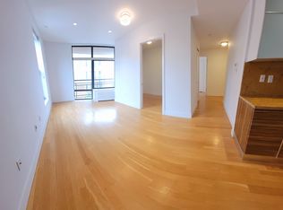 29-11 12th St #3R, Astoria, NY 11102