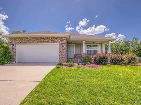 1591 Hollow Point Dr, Cantonment, FL 32533