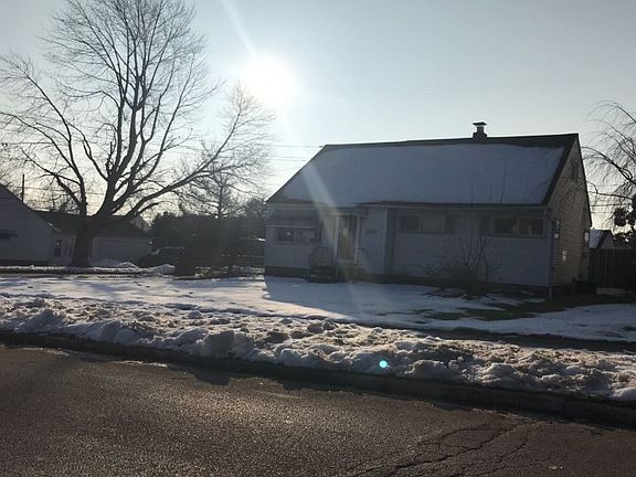 2nd image of 12700 Woodward Blvd