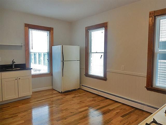 2nd image of 116 Sycamore St #15A