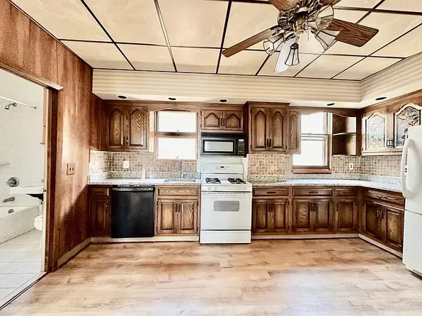 161 West 25th Street image 9 of 13