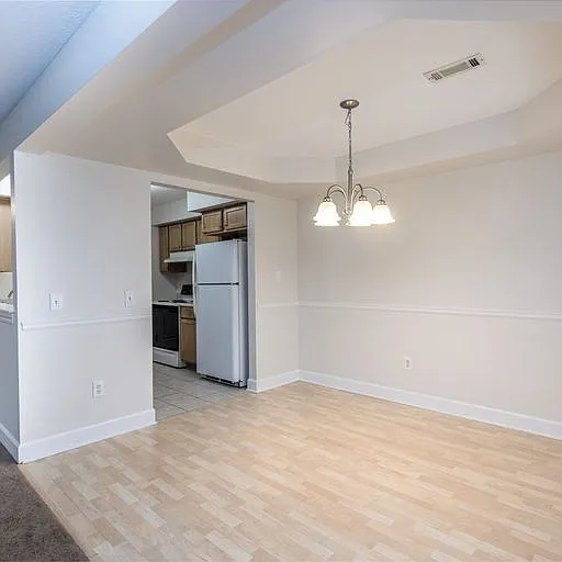 Jordache Park Apartments — Photo 20