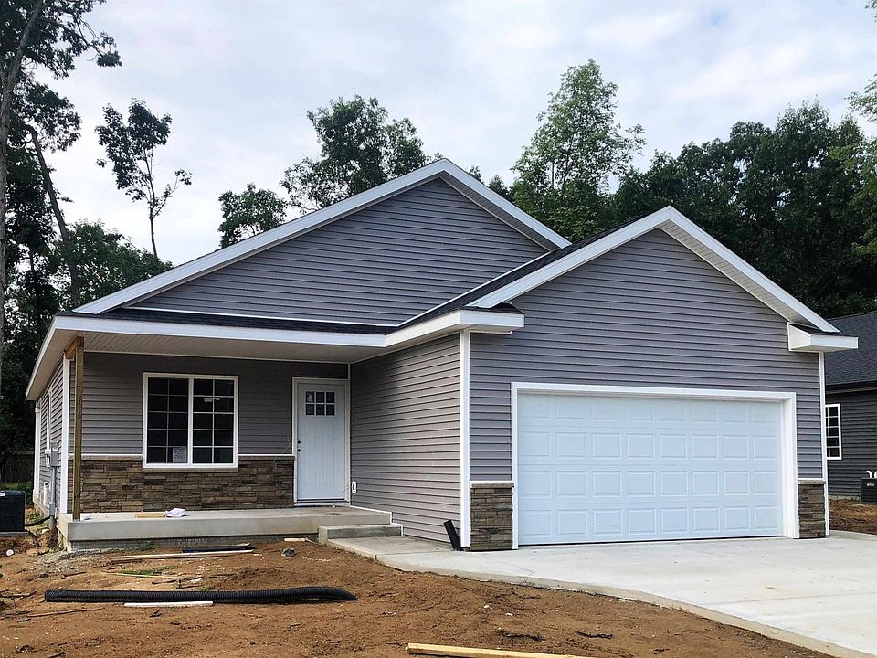1st image of 26106 Lake Terrace Cir