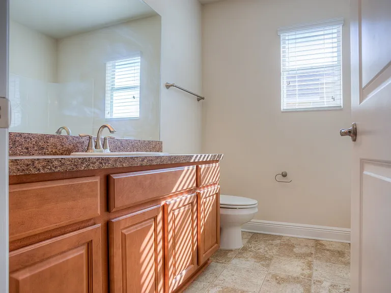 1705 Southern Oak Loop — Photo 30