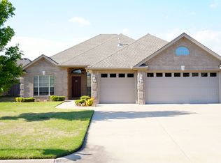113 Cabanel Dr, Maumelle, AR 72113