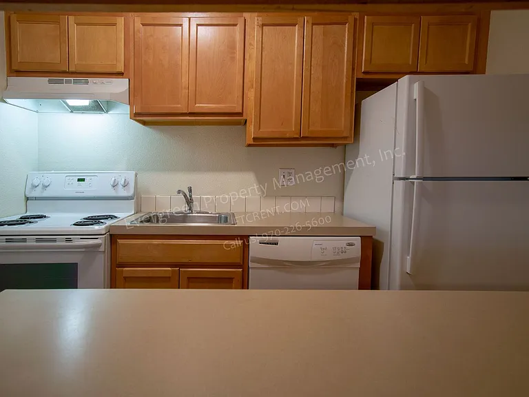 2147 27th Avenue Ct — Photo 12