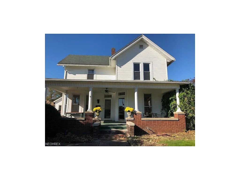 224 N Wooster Ave photo 1