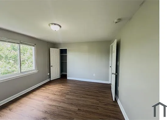 2 bed, $1,698 — Photo 1