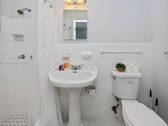 3rd image of 1619 NW 9th Ave #0