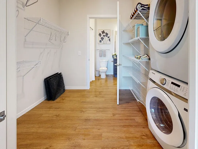 The Exchange Apartments — Photo 29