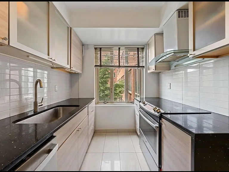 4301 Massachusetts Ave NW #3008 — Photo 11