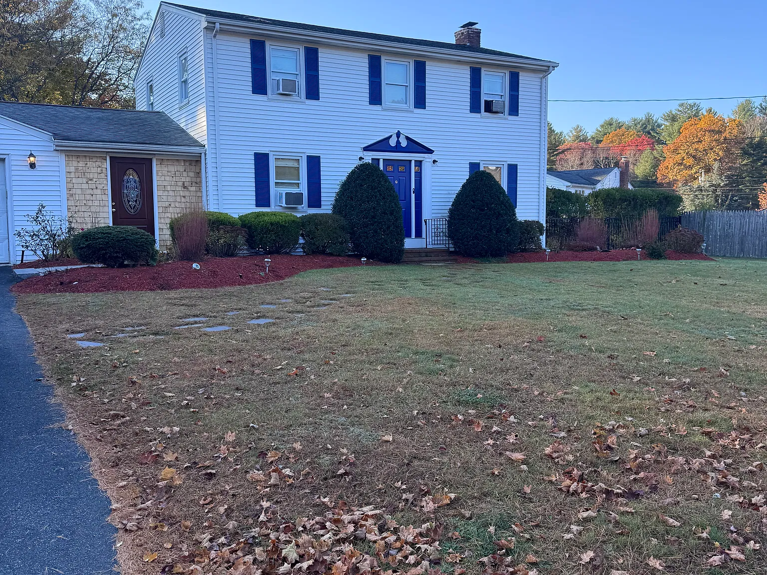4 bed, 1536 sqft, $4,500 — Photo 2